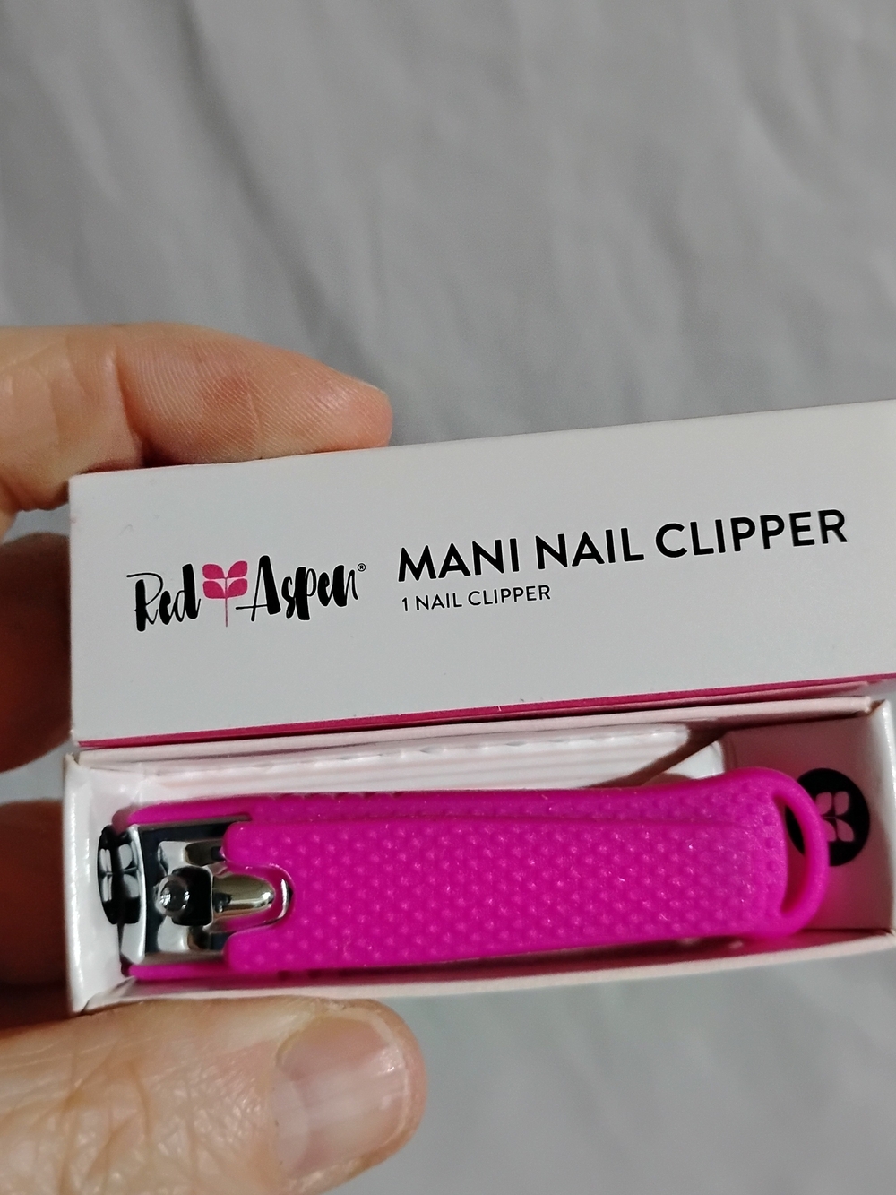 Red Aspen Pink Mani Nail Clipper - Compact Nail Tool